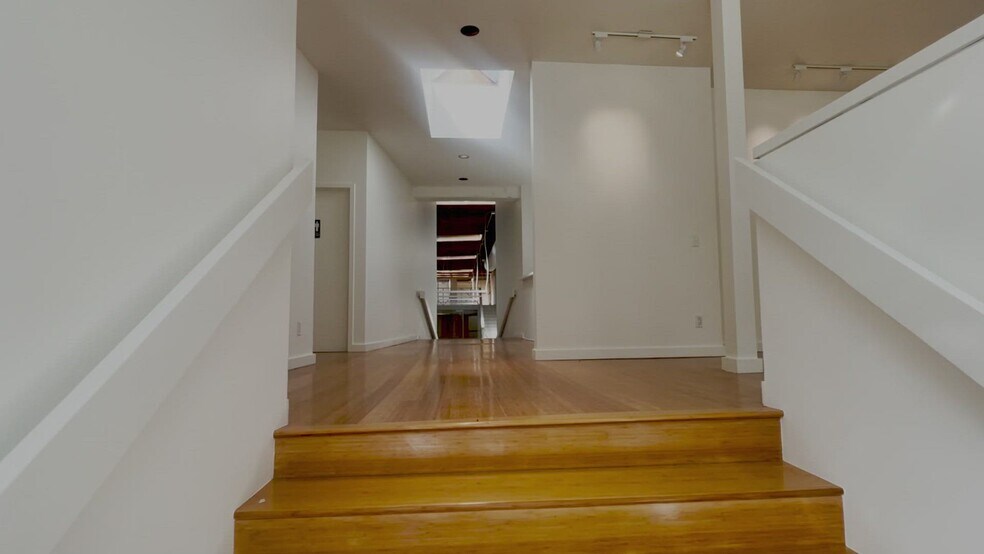 Primary Photo Of 164 S Park Ave, San Francisco Office For Sale