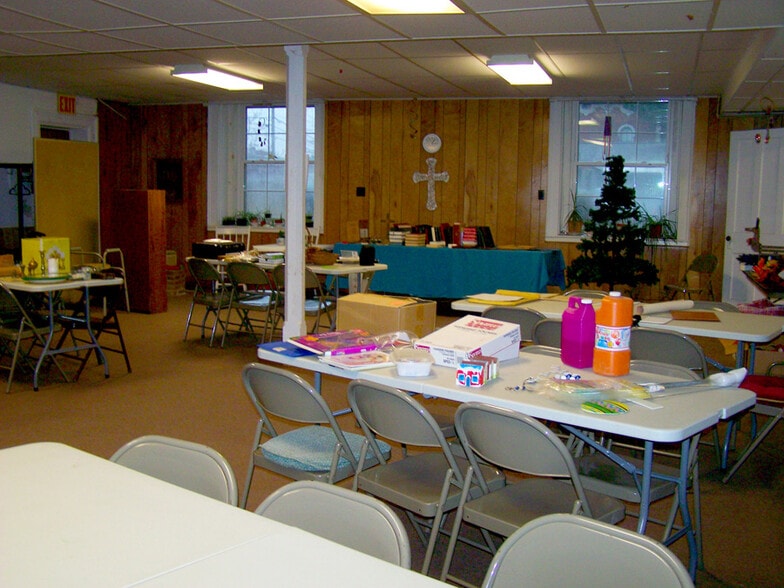 More Photos Of 27 Church St, Pulaski Religious Facility For Sale