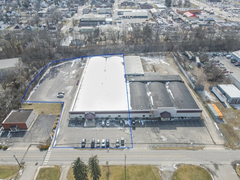 More Photos Of 503-527 New York Ave, New Castle Light Distribution For Lease