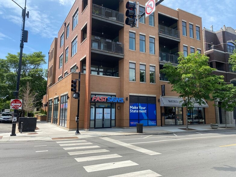 Primary Photo Of 1101 W Belmont Ave, Chicago Storefront Retail Residential For Lease