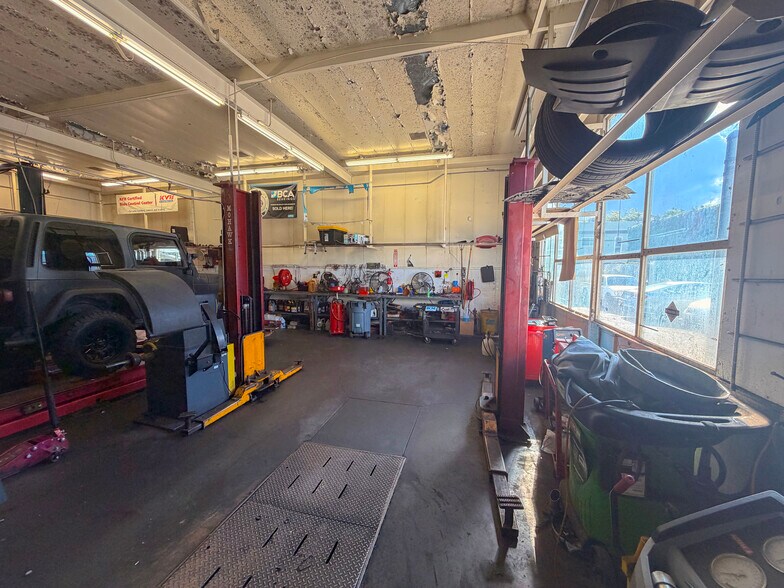 More Photos Of 1780 Clark Ave, Long Beach Auto Repair For Sale