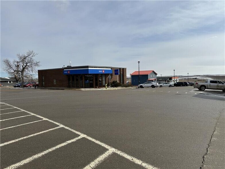 Primary Photo Of 222 Main St, Trochu Office For Sale