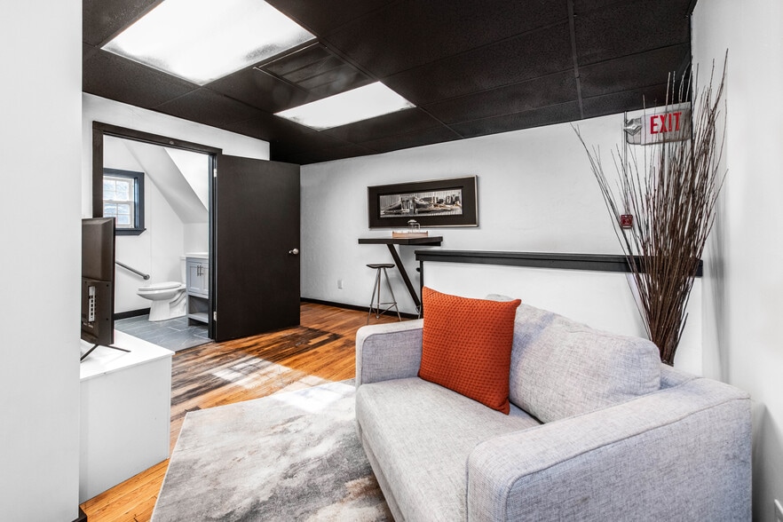 More Photos Of 120 Danielson Pike, Foster Freestanding For Sale