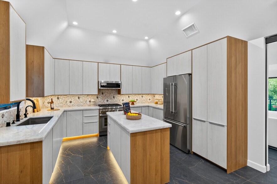 More Photos Of , Tujunga Multifamily For Sale