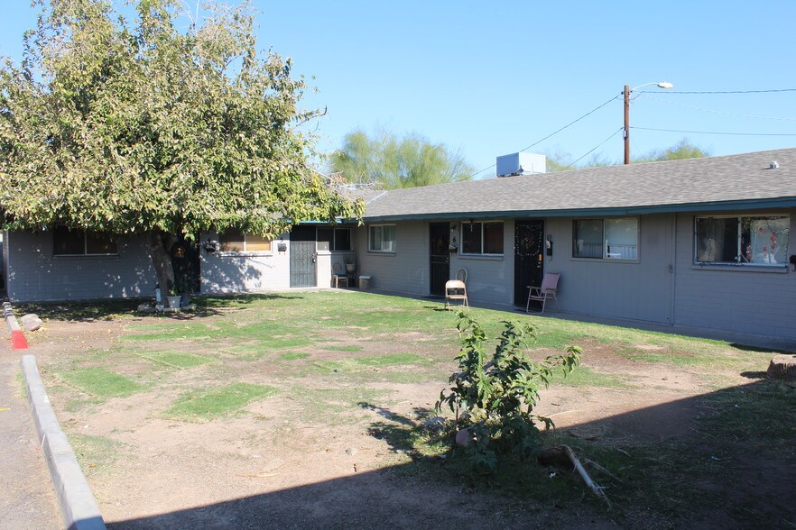 More Photos Of 7107-7113 N 53rd Ave, Glendale Apartments For Sale