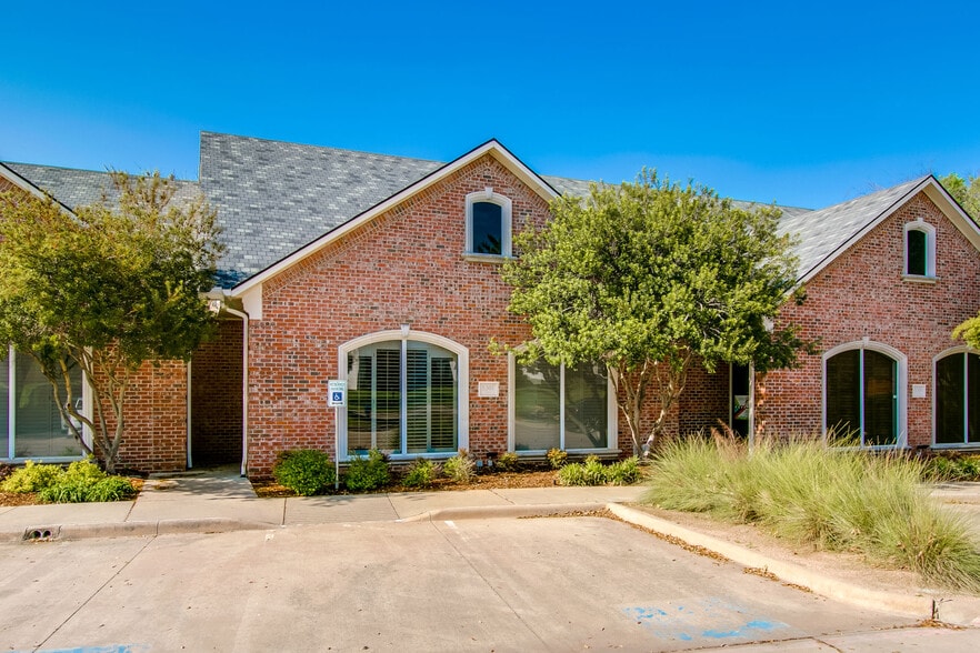 More Photos Of 5301 Village Creek Dr, Plano Office For Lease