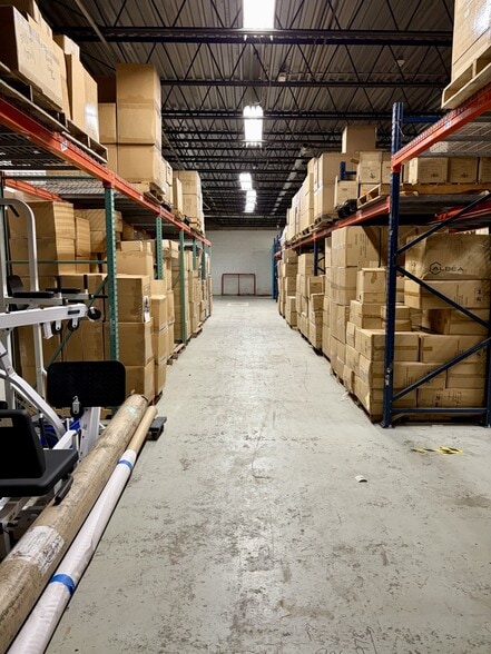 More Photos Of 45 Saint Johns Pl, Freeport Warehouse For Sale