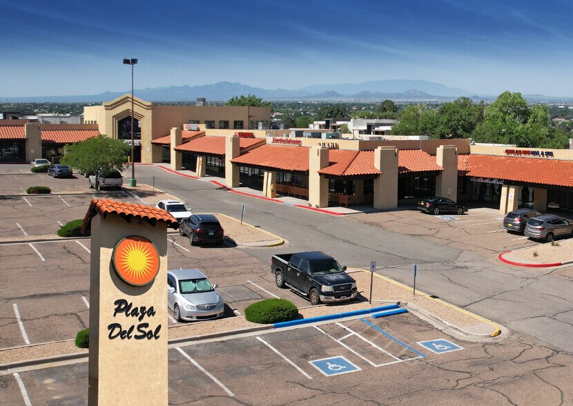 Primary Photo Of 730 St Michaels Dr, Santa Fe General Retail For Lease