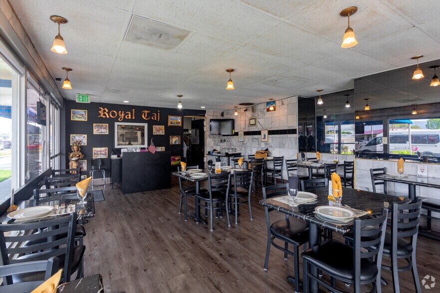 More Photos Of 1350 Camden Ave, Campbell Restaurant For Sale
