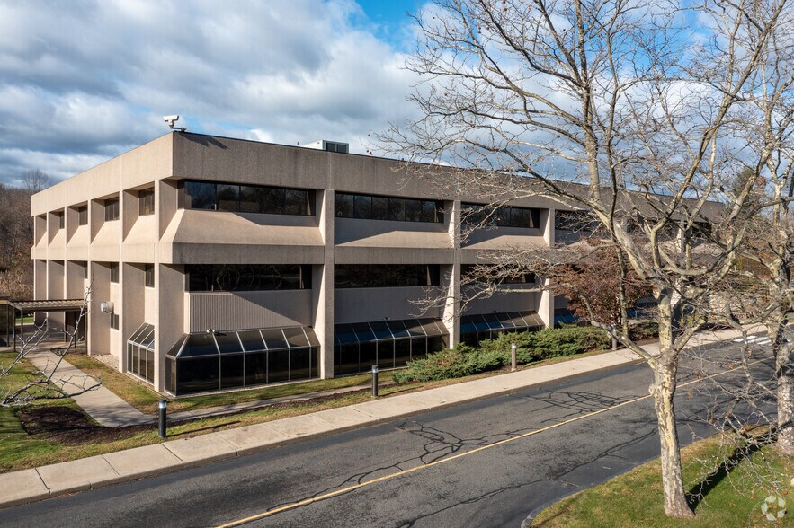 More Photos Of 101 Merritt Blvd, Trumbull Office For Lease