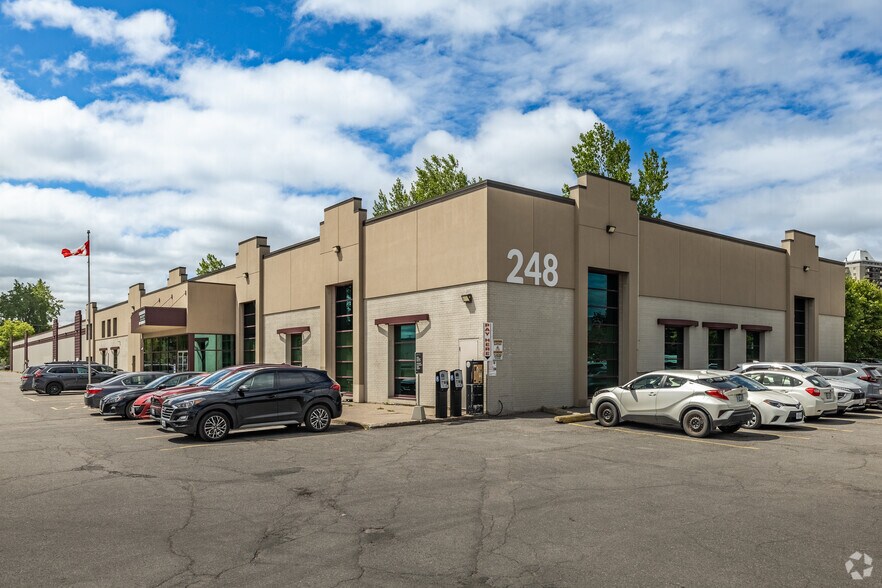 Primary Photo Of 248 McArthur Av, Ottawa Light Distribution For Sale