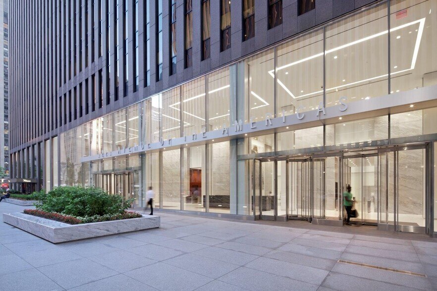 More Photos Of 1221 Avenue of the Americas, New York Office For Lease