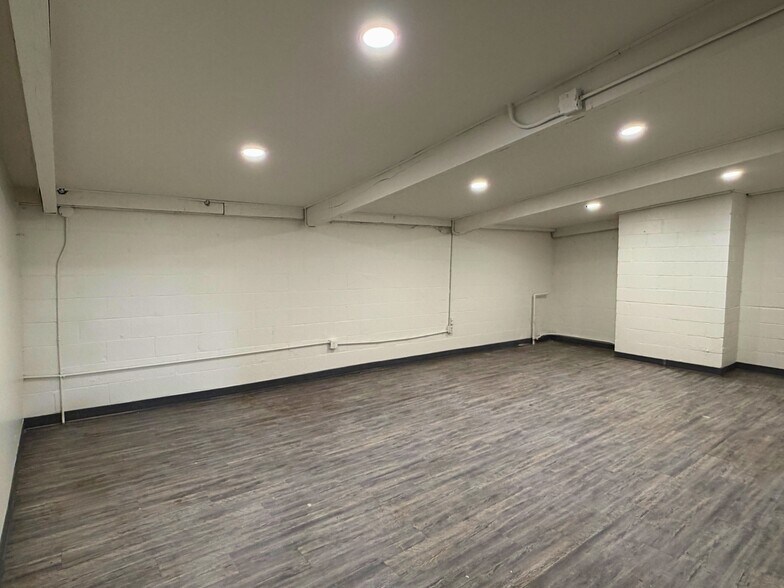 More Photos Of 1410 E Washington Blvd, Los Angeles Industrial For Sale