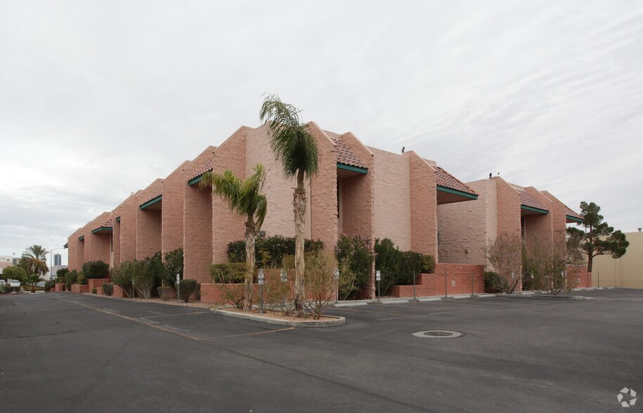 Primary Photo Of 4495 W Hacienda Ave, Las Vegas Office For Lease