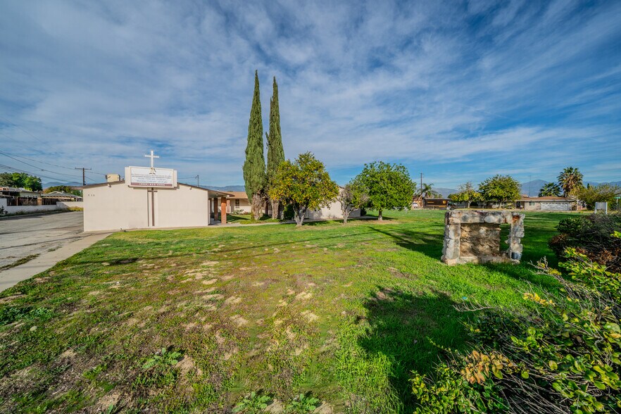 More Photos Of 711 W C St, Colton Religious Facility For Sale