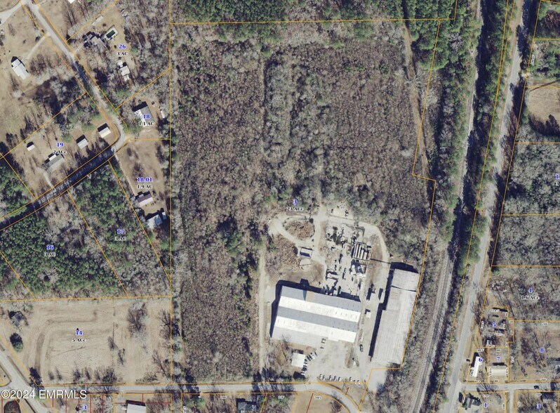 More Photos Of 100 Chestnut st, Pachuta Warehouse For Sale