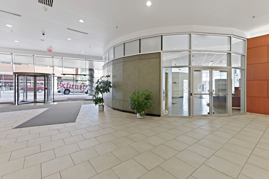 More Photos Of 221 W Philadelphia St, York Office For Sale
