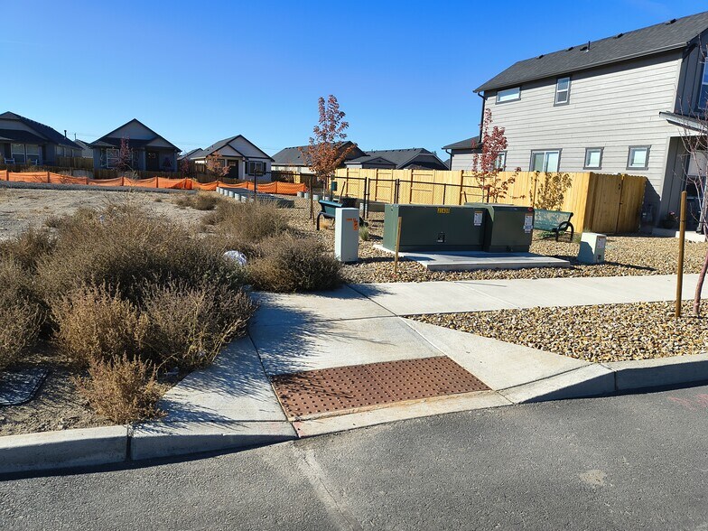 More Photos Of 3237 NW 8th St, Redmond Land For Sale