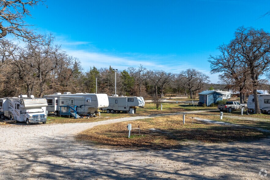 More Photos Of 4411-4455 County Road 127, Whitesboro Land For Sale
