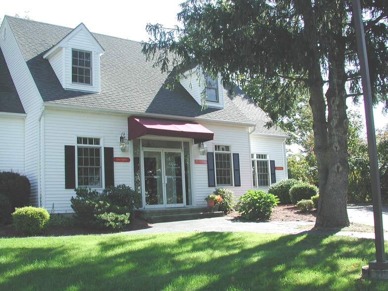 More Photos Of 765 E Main St, Branford Office For Lease