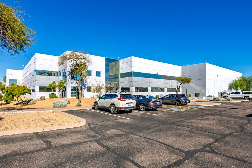 More Photos Of 7300 W Boston St, Chandler Warehouse For Lease
