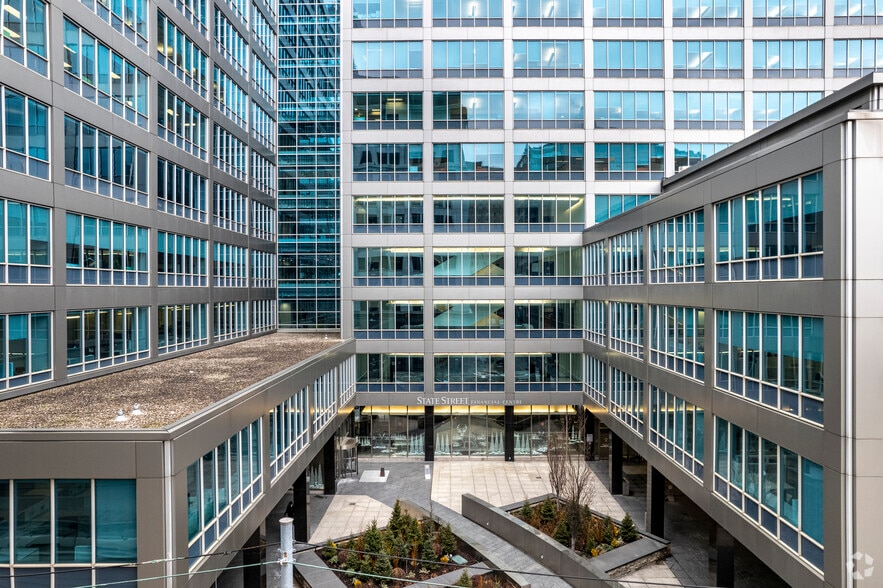 More Photos Of 30 Adelaide St E, Toronto Office For Lease