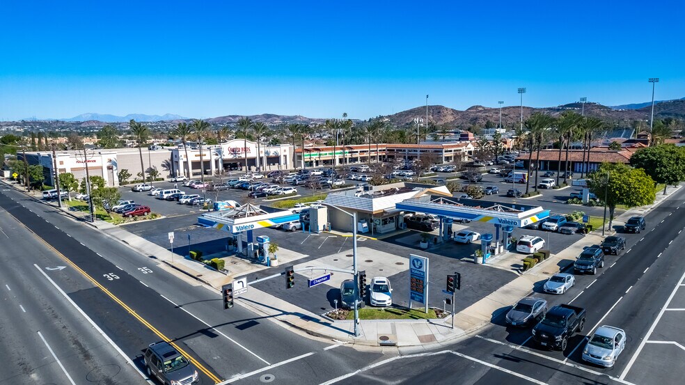 More Photos Of 3325-3425 E Chapman Ave, Orange Storefront For Sale