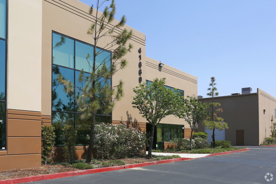 More Photos Of 41669 Date St, Murrieta Office For Lease