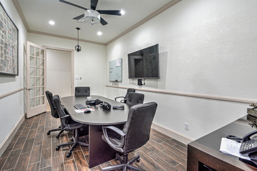 More Photos Of 1842 Snake River Rd, Katy Medical For Sale