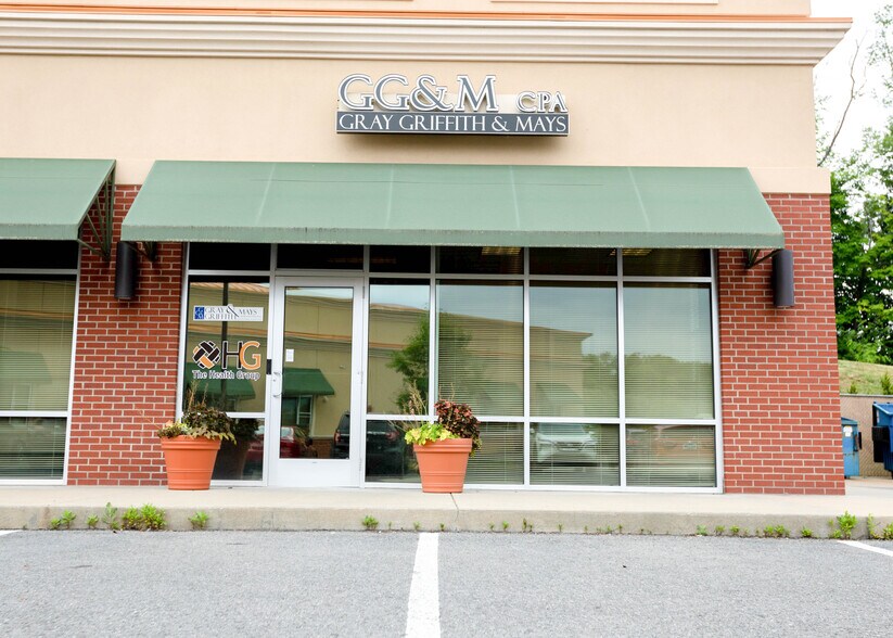 More Photos Of 200 Fort Pierpont Dr, Morgantown Unknown For Lease