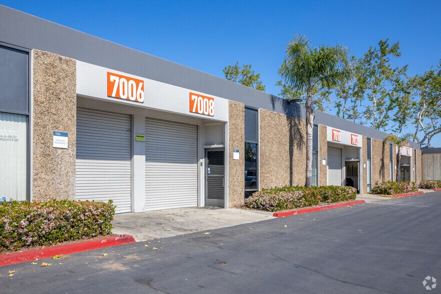 More Photos Of 6970-6984 Convoy Ct, San Diego Unknown For Lease