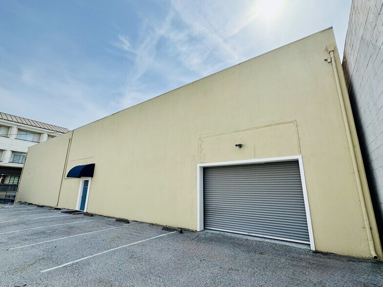 More Photos Of 1376 N 4th St, San Jose Office For Sale