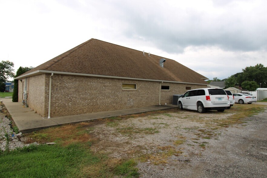 More Photos Of 110 8th St, Princeton Office For Sale