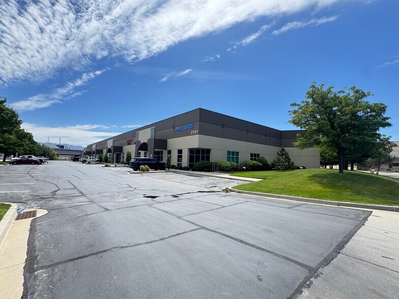 More Photos Of 2181 W California Ave, Salt Lake City Showroom For Lease