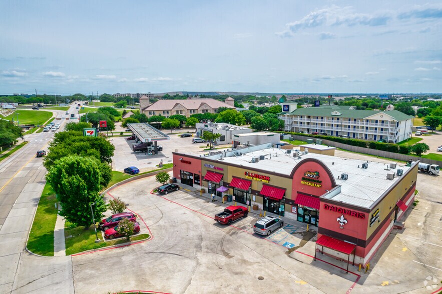 More Photos Of 290 E Corporate Dr, Lewisville General Retail For Sale