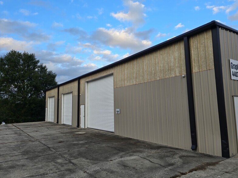 More Photos Of 4403 Holden Rd, Lakeland Warehouse For Sale