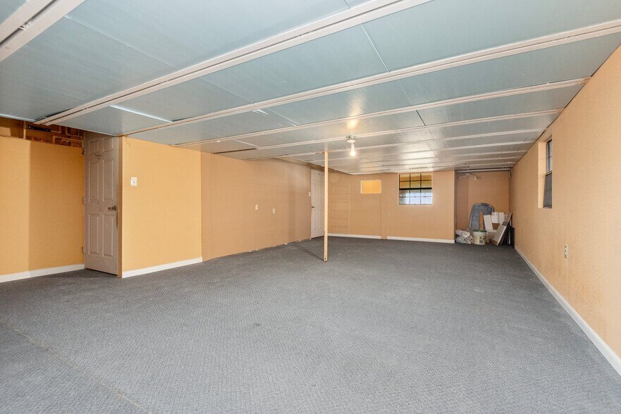 More Photos Of 1941 Spring Cypress Rd, Spring Warehouse For Sale