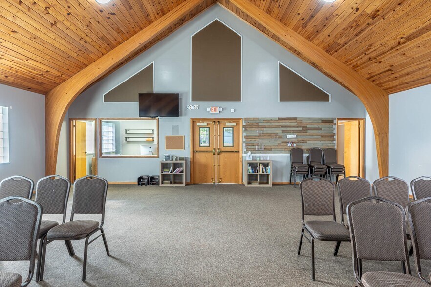 More Photos Of 2552 Bushnell Ave, Dayton Religious Facility For Sale