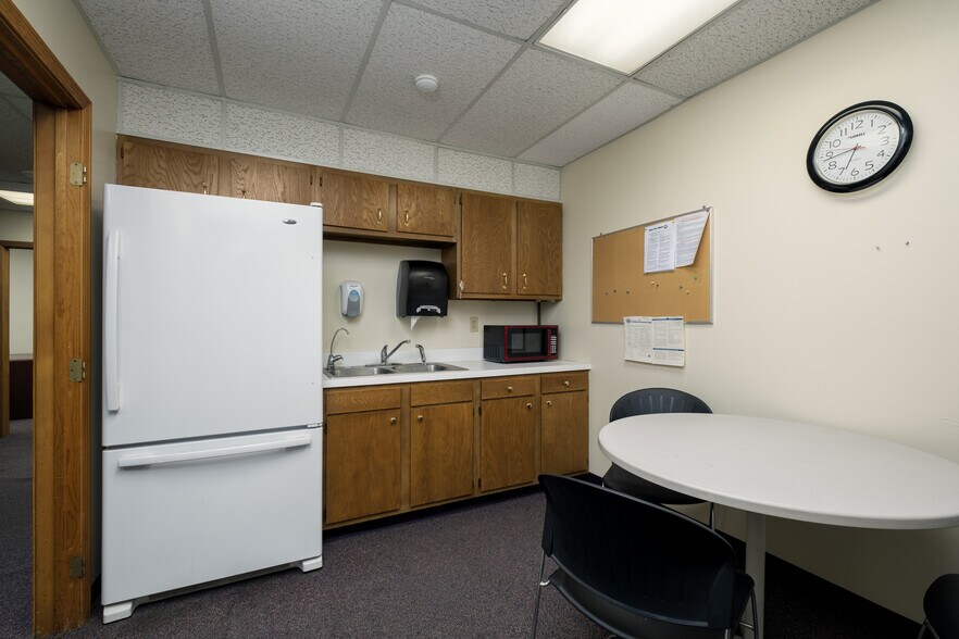 More Photos Of 87 Olive St, Gallipolis Medical For Sale