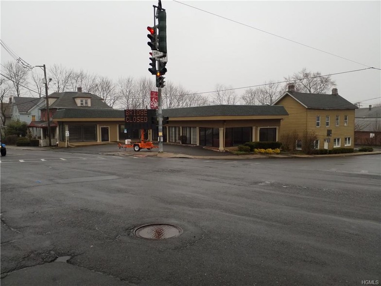 Primary Photo Of 2 N Route 9W, West Haverstraw Storefront Retail Office For Sale