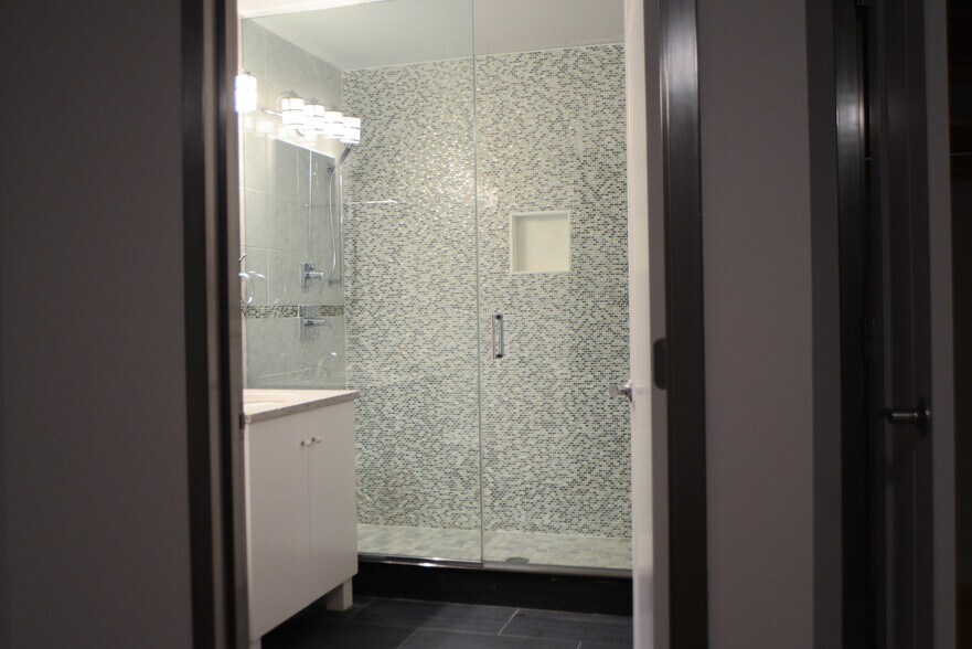 More Photos Of 114-116 Greenpoint Ave, Brooklyn Apartments For Sale