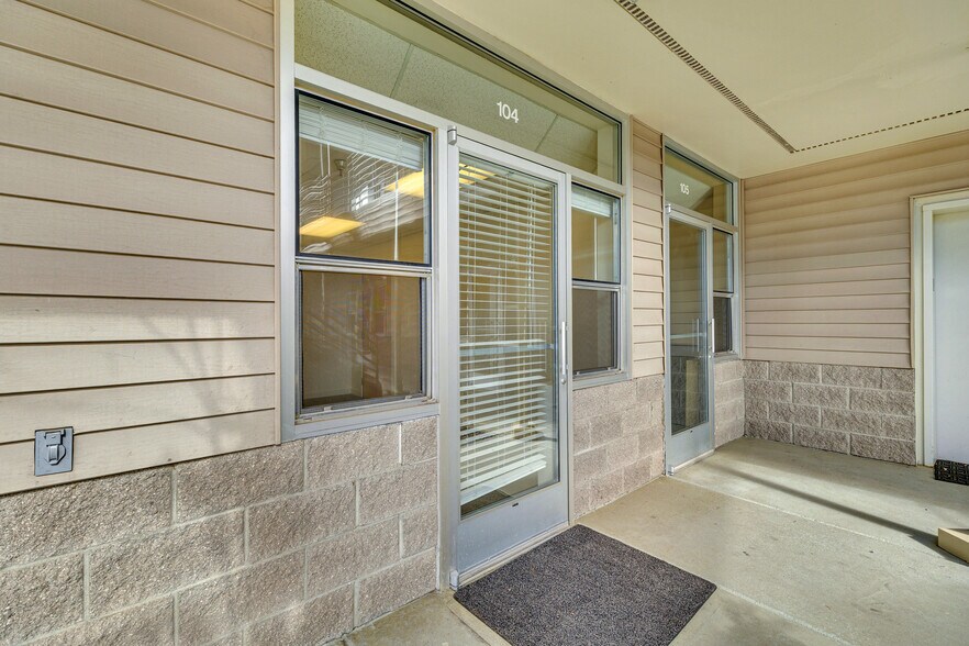 More Photos Of 56835 Venture Ln, Sunriver Office Residential For Lease