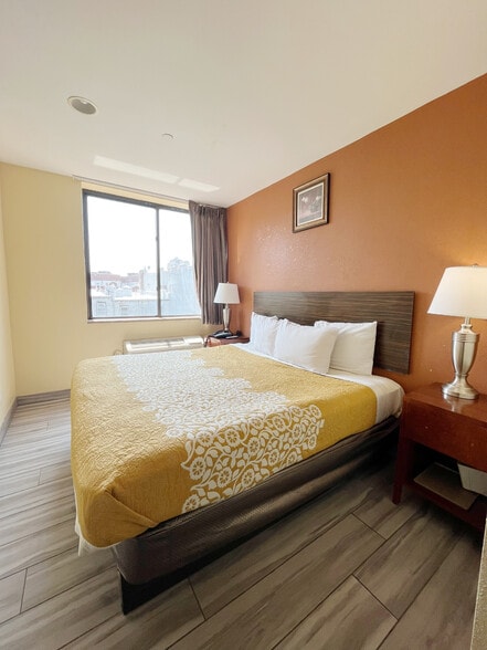 More Photos Of 536 39th St, Brooklyn Hotel For Sale