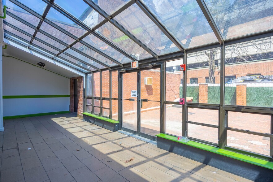 More Photos Of 19 Merrimack St, Lowell Restaurant For Sale