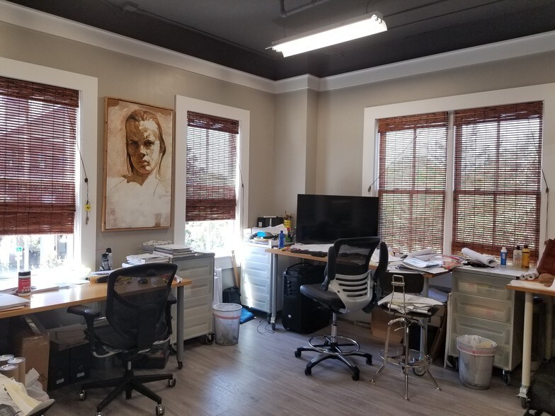 More Photos Of 2050 W County Highway 30A, Santa Rosa Beach Loft Creative Space For Sale