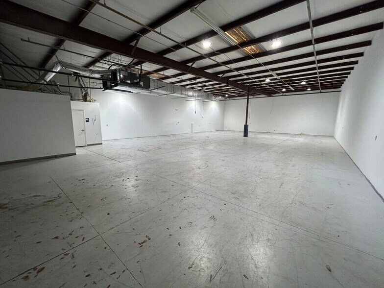 More Photos Of 6557 Garden Rd, Riviera Beach Unknown For Lease