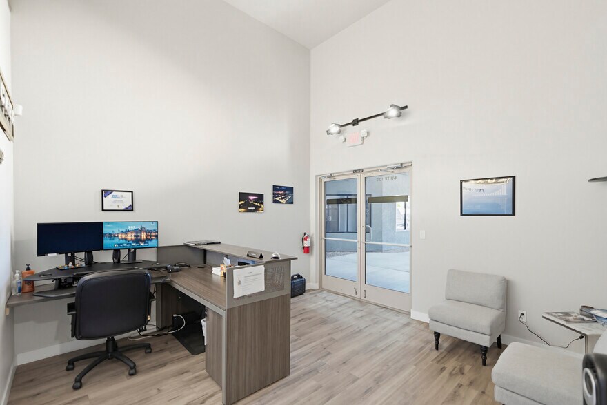 More Photos Of 349 Lake Havasu Ave S, Lake Havasu City Office For Sale