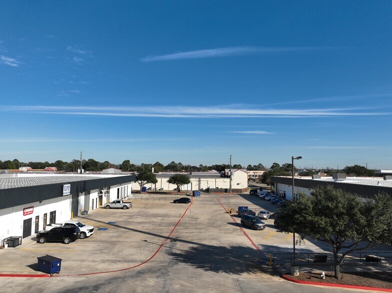 More Photos Of 3115 Fry Rd, Katy Unknown For Lease