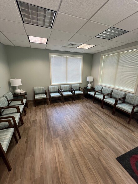 More Photos Of 3320 Old Jefferson Rd, Athens Medical For Sale