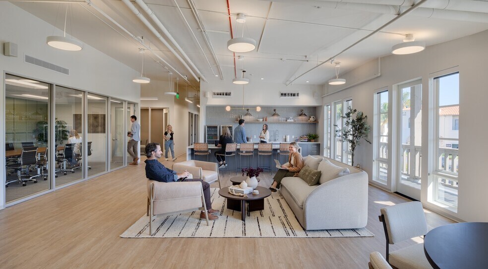 More Photos Of 27131 Calle Arroyo, San Juan Capistrano Coworking Space